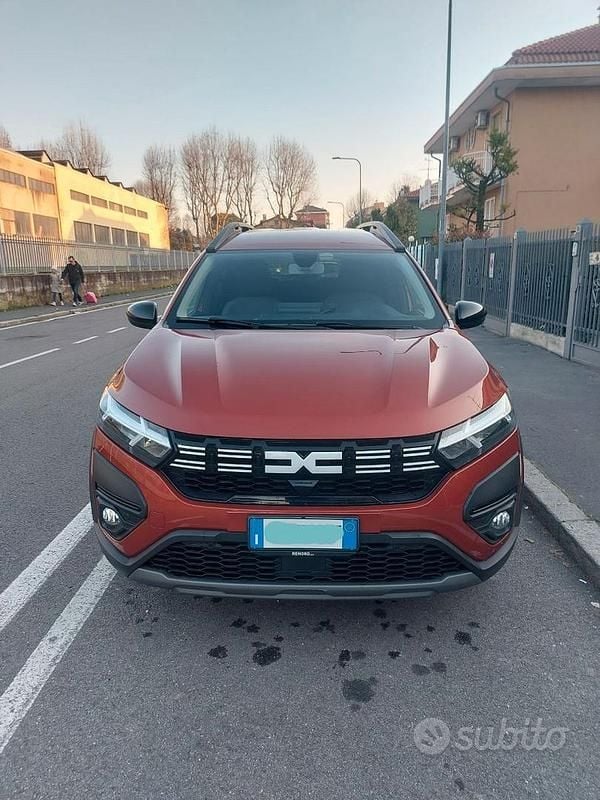 Usata Dacia Jogger Extreme 101 CV (74 kW) 2023 Monovolume