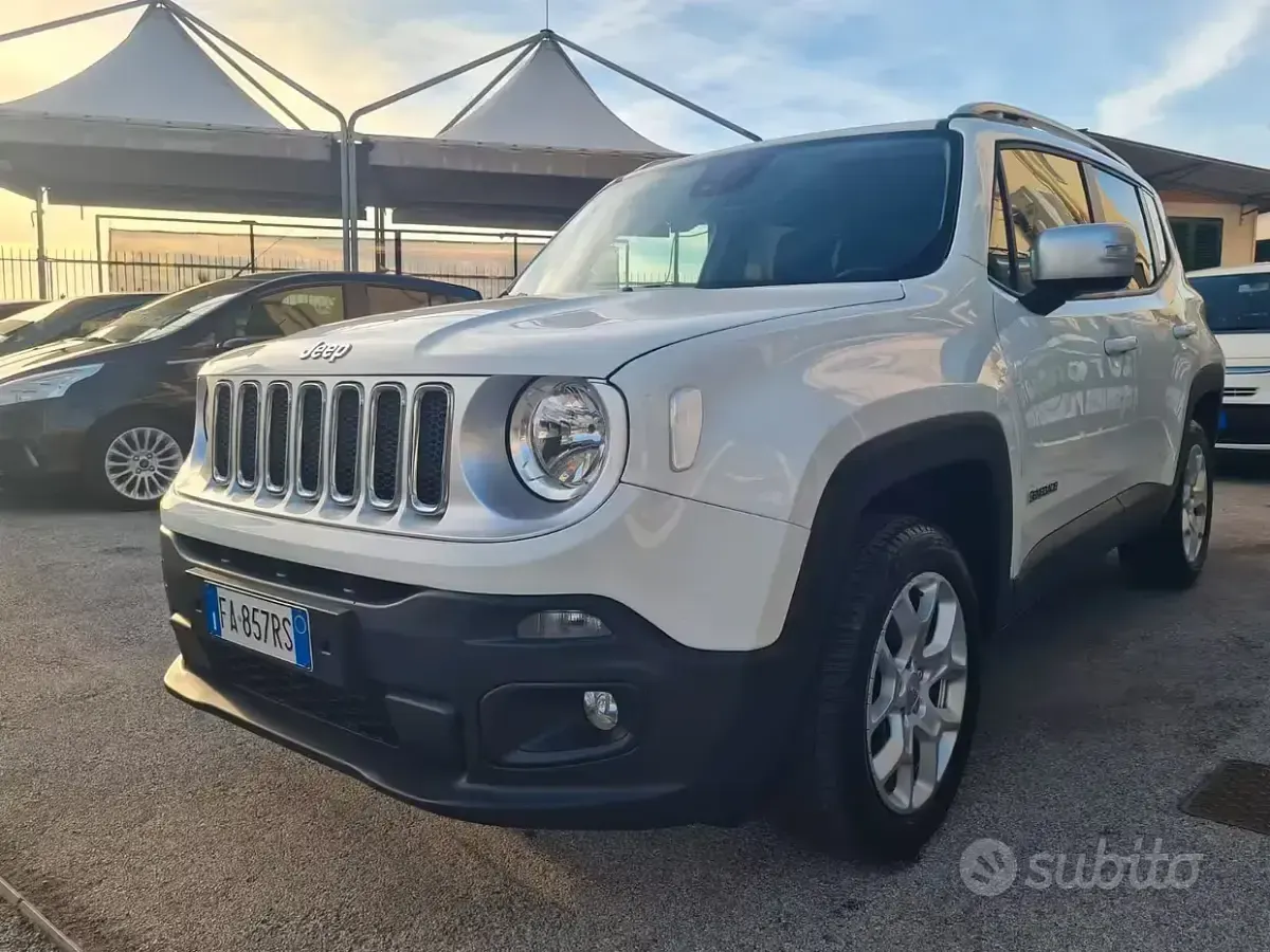 Usata Jeep Renegade Longitude 140 CV (102 kW) 2015 Bianco SUV