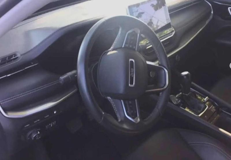 Usata Jeep Compass Limited 190 CV (139 kW) 2021 Argento SUV