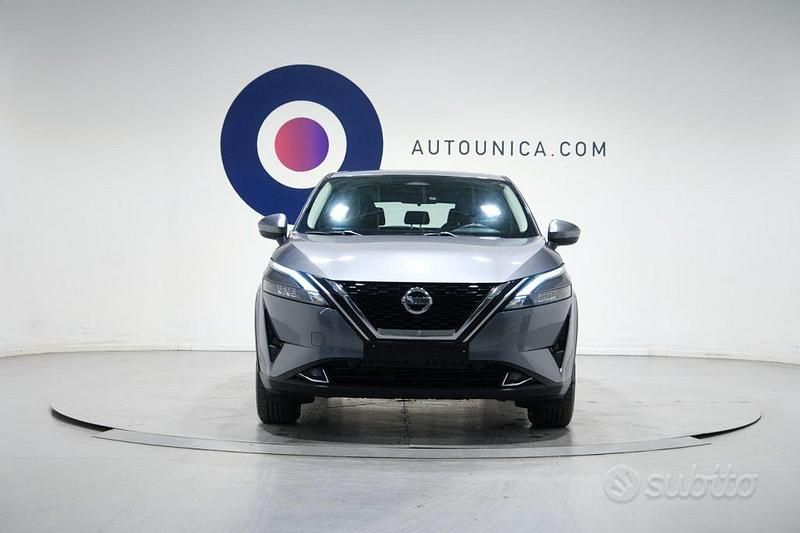 Usata Nissan Qashqai Acenta 140 CV (102 kW) 2022 Grigio SUV