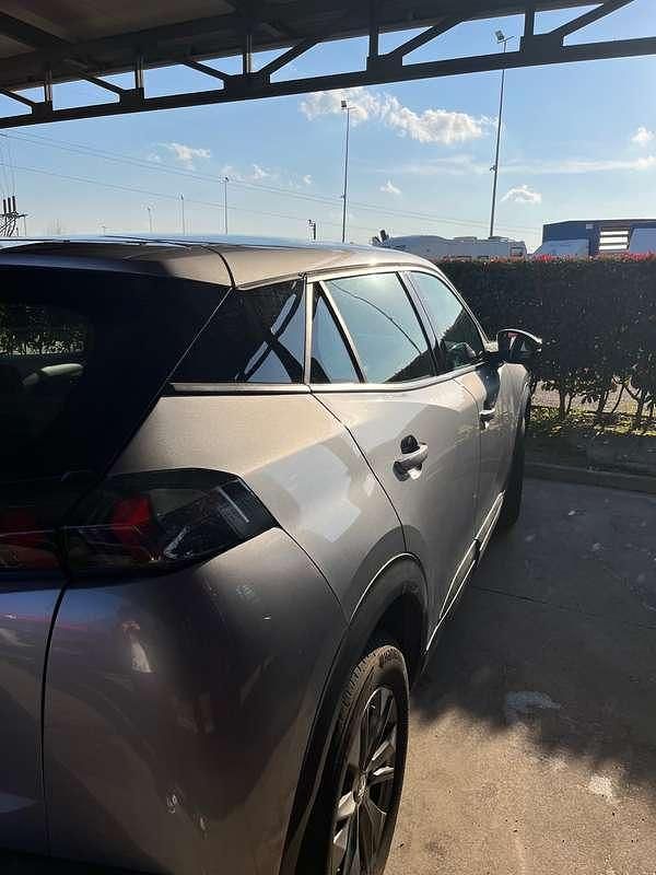 Usata Peugeot 2008 102 CV (75 kW) 2022 Grigio SUV