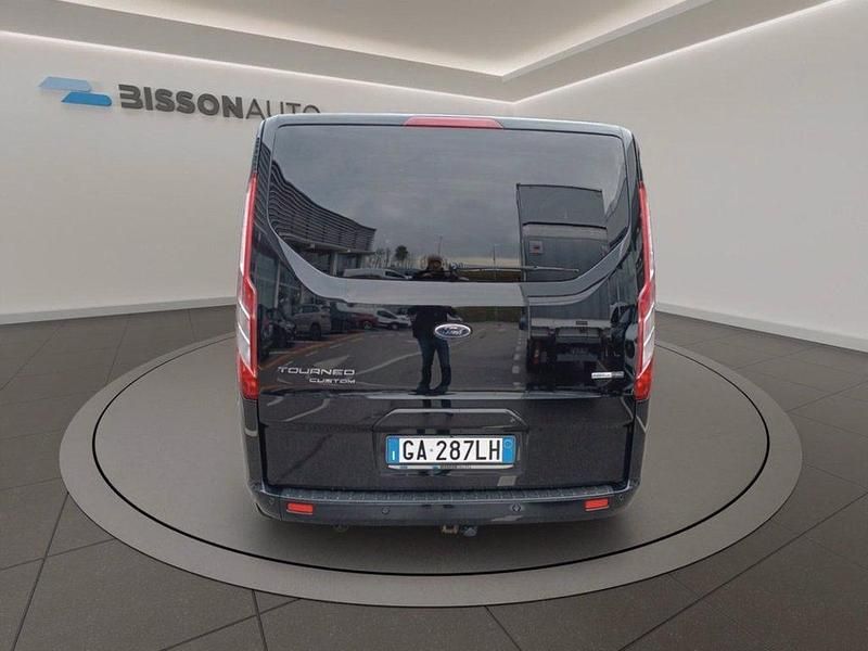 Usata Ford Tourneo Titanium 185 CV (136 kW) 2020 Monovolume
