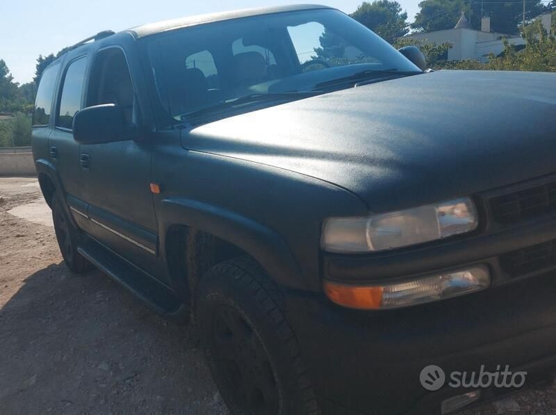 Usata Chevrolet Tahoe 273 CV (200 kW) 2002 Nero SUV