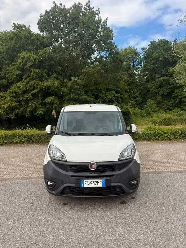Usata Fiat Doblò Active 90 CV (66 kW) 2010 Monovolume