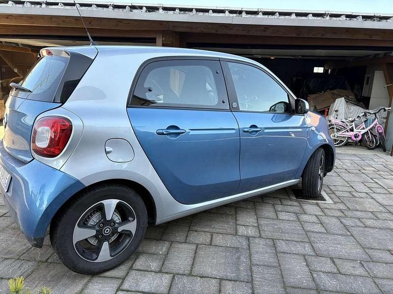 Usata Smart ForFour Electric Drive Passion 41 kW (56 CV) 2020 Utilitaria