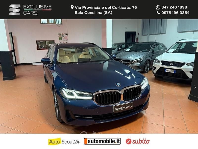 Usata BMW 530e Luxury Line 292 CV (214 kW) 2021 Blu Station wagon