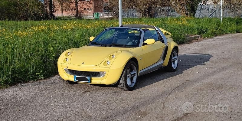 Usata Smart Roadster 82 CV (60 kW) 2006 Giallo Cabrio