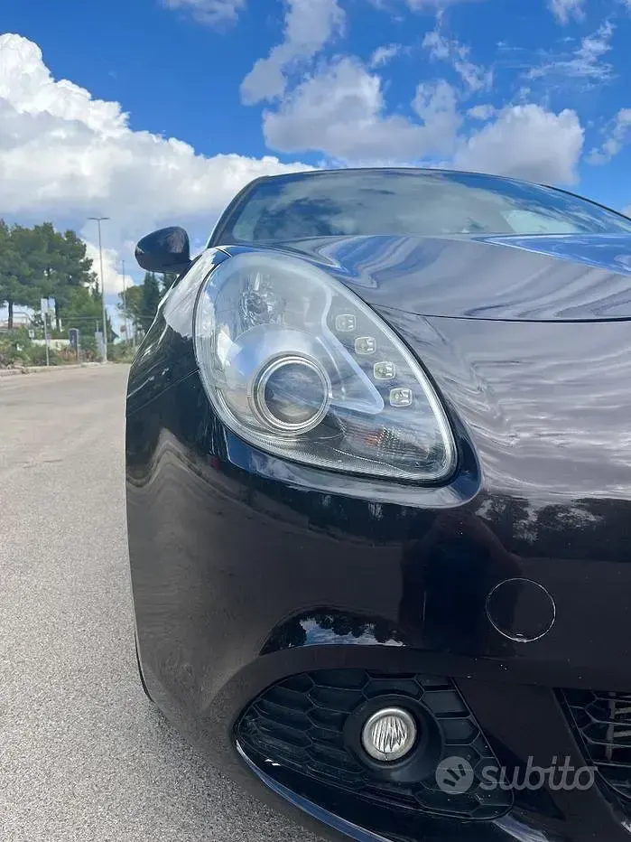 Usata Alfa Romeo Giulietta 105 CV (77 kW) 2012 Nero Utilitaria