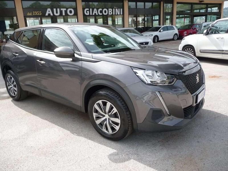 Usata Peugeot 2008 Active 110 CV (80 kW) 2021 Antracite(met.) SUV