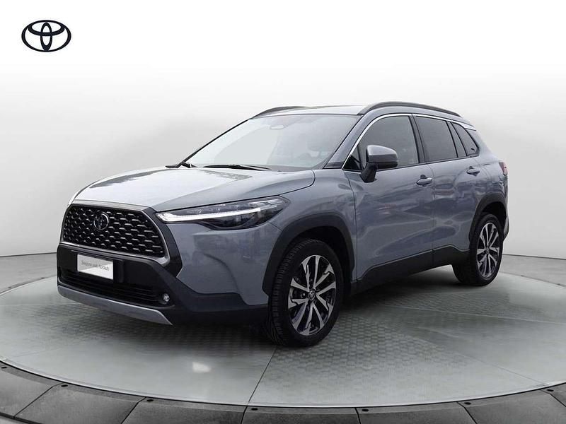 Usata Toyota Corolla Cross Trend 140 CV (102 kW) 2025 Grigio SUV