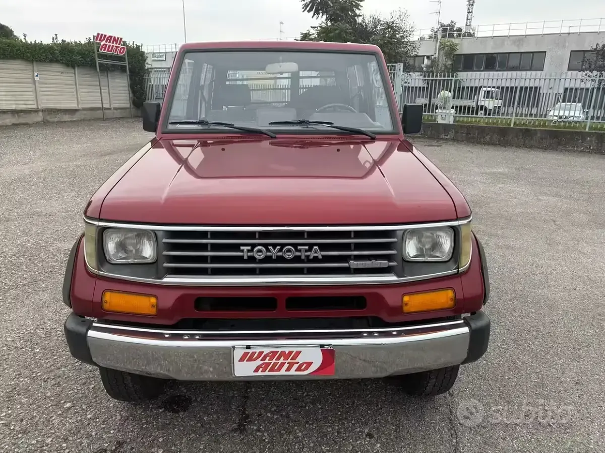 Usata Toyota Land Cruiser 90 CV (66 kW) 1992 Marrone SUV