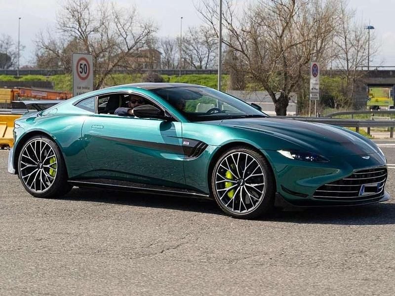 Usata Aston Martin Vantage 727 CV (534 kW) 2023 Verde Coupé