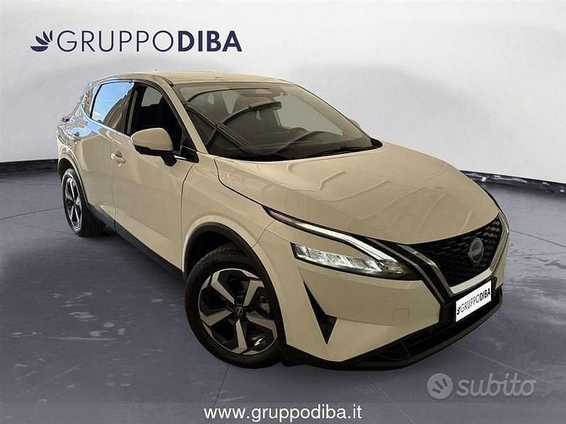 Usata Nissan Qashqai N-Connecta 158 CV (116 kW) 2024 Bianco SUV