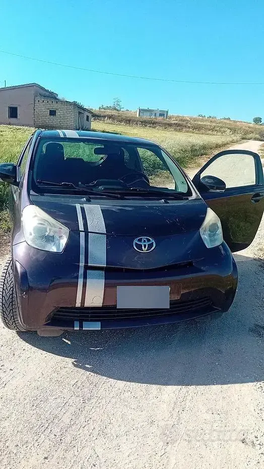 Usata Toyota iQ 68 CV (50 kW) 2009 Utilitaria