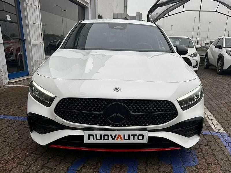 Usata Mercedes A200 AMG Line Premium Plus 163 CV (119 kW) 2023 Nero Berlina