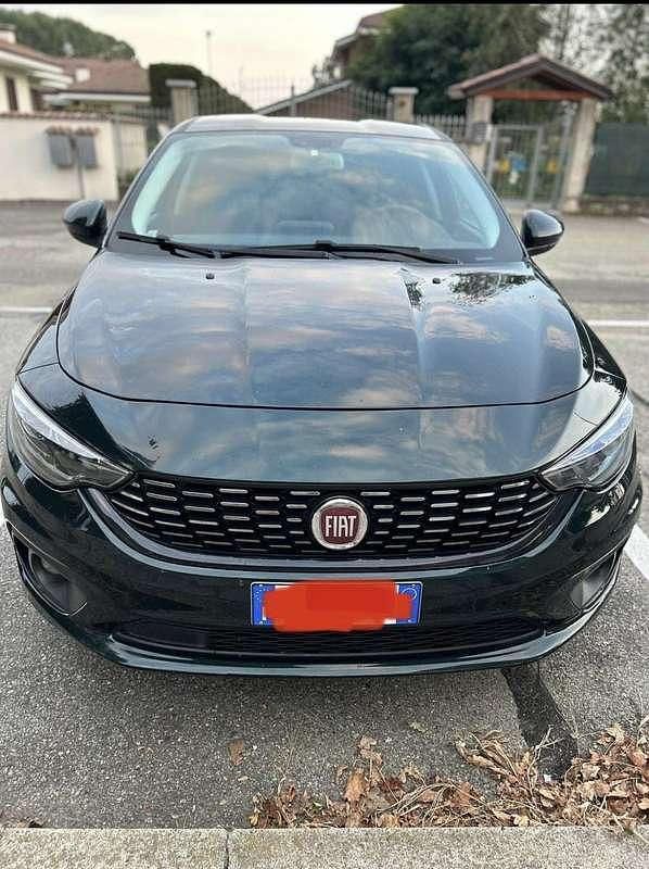 Usata Fiat Tipo Lounge 95 CV (69 kW) 2018 Berlina