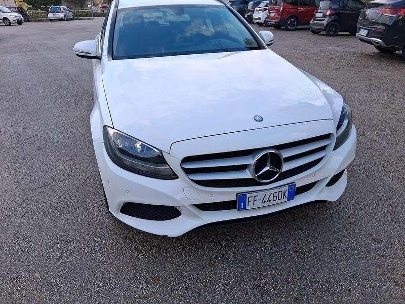 Usata 2016 Mercedes C200 Executive Station wagon | 9900 € (Super prezzo) - Immagine 1/4