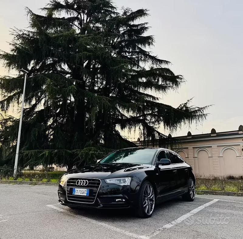 Usata Audi A5 S-Line 176 CV (129 kW) 2012 Nero Coupé