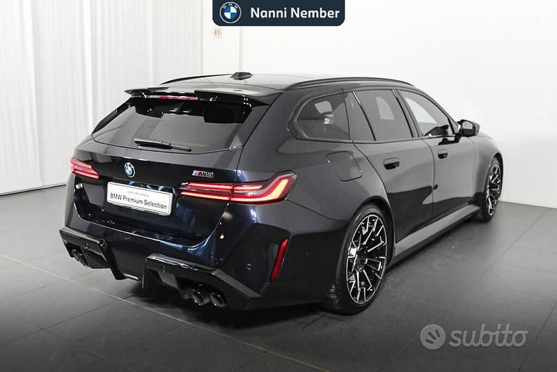 Begagnad BMW M5 Comfort Edition 727 HK (534 kW) 2025 Svart Kombi