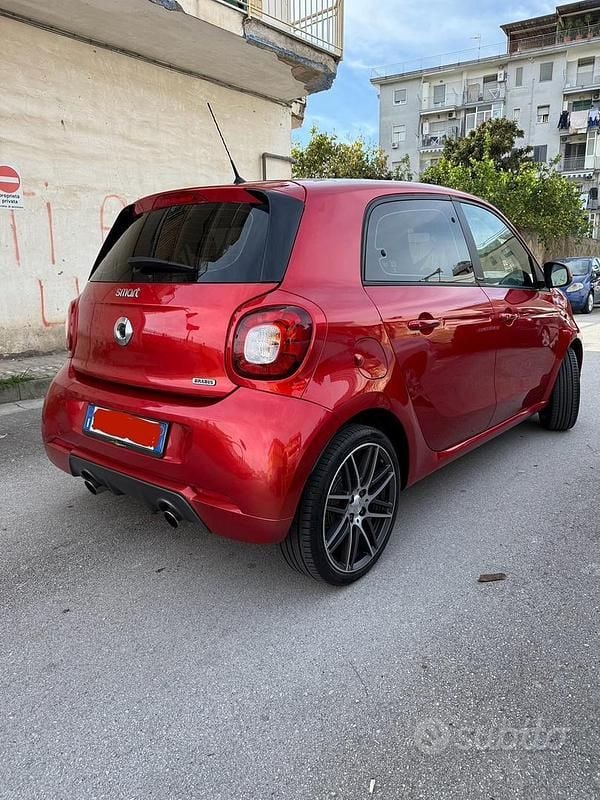 Usata Smart ForFour Brabus 109 CV (80 kW) 2018 Rosso Utilitaria