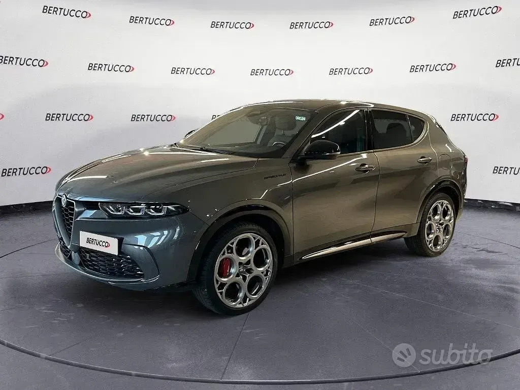 Usata Alfa Romeo Tonale Edizione Speciale 279 CV (205 kW) 2023 Grigio SUV