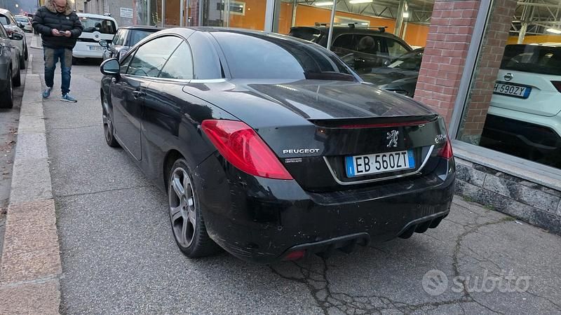 Usata Peugeot 308 CC 156 CV (114 kW) 2010 Nero Cabrio
