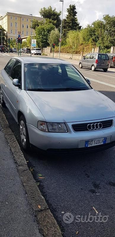 Usata Audi A3 1999 Grigio Utilitaria