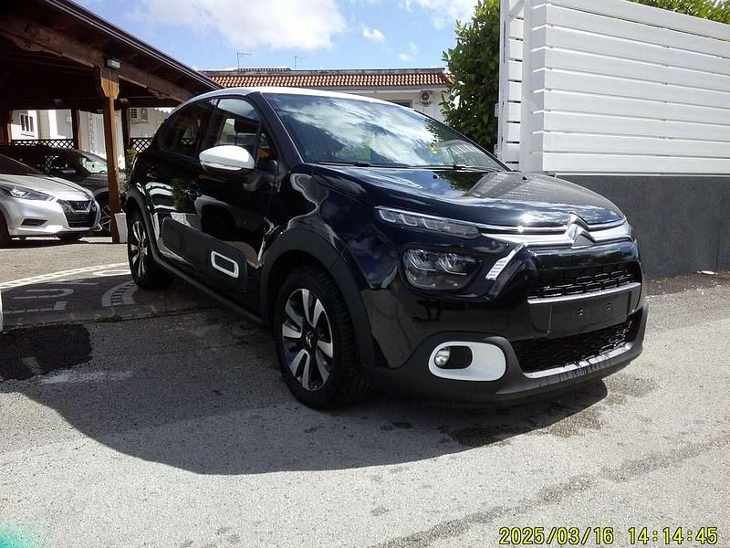 Usata Citroën C3 Shine 110 CV (80 kW) 2021 Nero Utilitaria