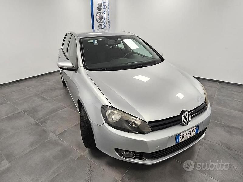 Usata VW Golf VI Trendline 105 CV (77 kW) 2010 Grigio Utilitaria