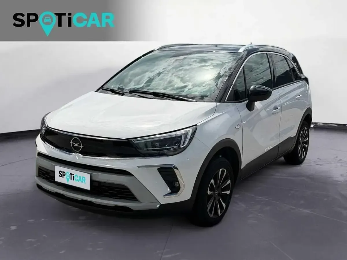 Usata Opel Crossland Elegance 110 CV (80 kW) 2023 SUV