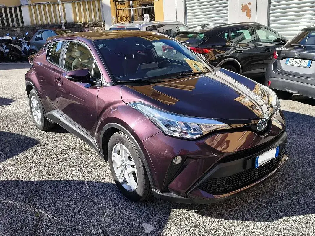 Usata Toyota C-HR Active 98 CV (72 kW) 2023 Marrone SUV