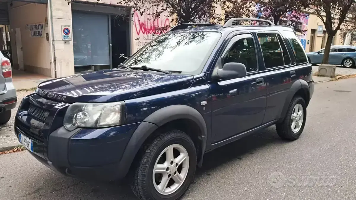 Usata Land Rover Freelander 111 CV (81 kW) 2004 Bluazzurro SUV