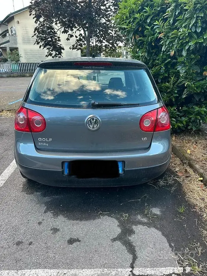 Usado VW Golf V 102 CV (75 kW) 2007 Berlina
