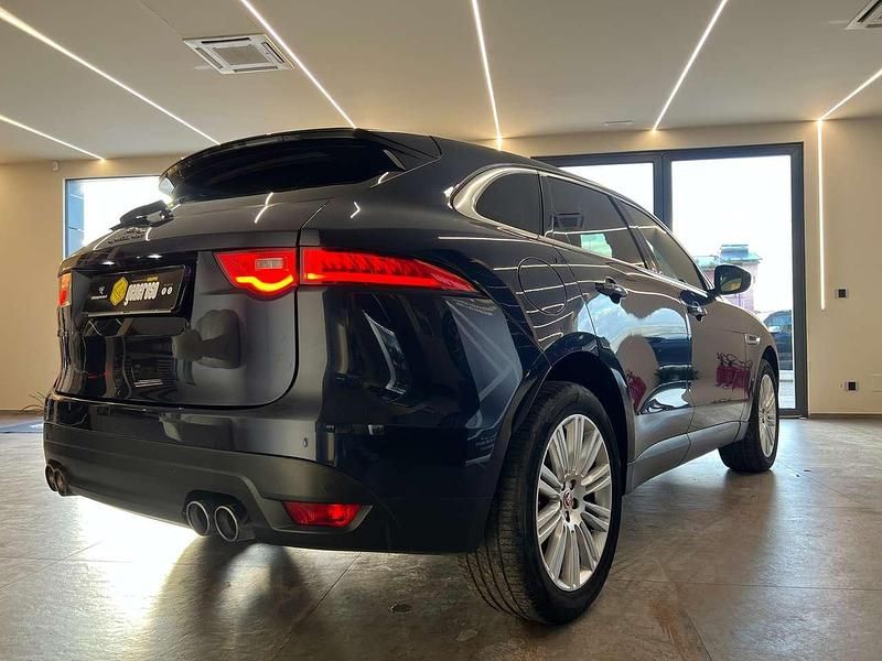 Usata Jaguar F-Pace Portfolio 179 CV (131 kW) 2016 Blu/azzurro SUV