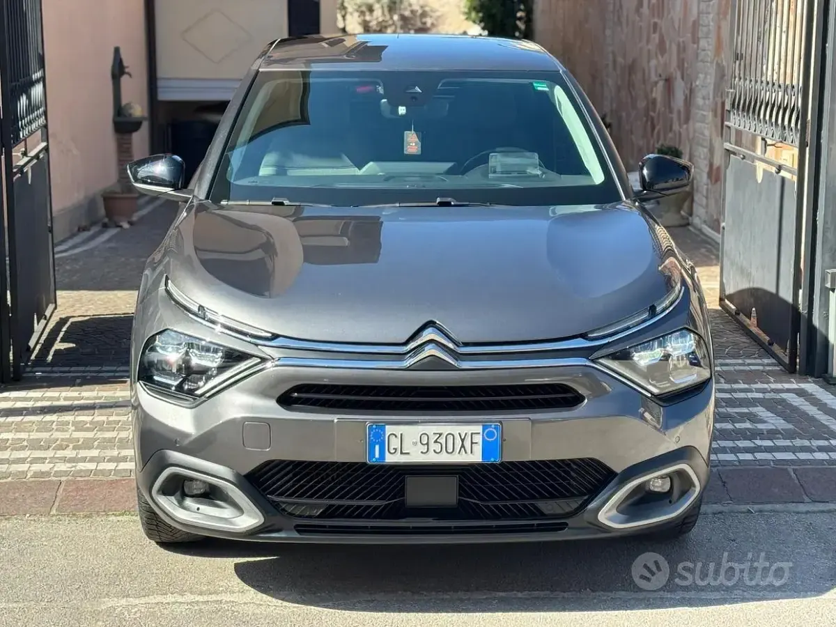 Usata Citroën C4 PureTech 131 CV (96 kW) 2022 Grigio Berlina