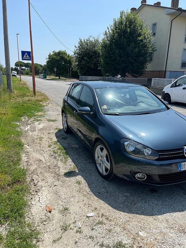 Usata VW Golf VI 140 CV (102 kW) 2009 Blu Utilitaria