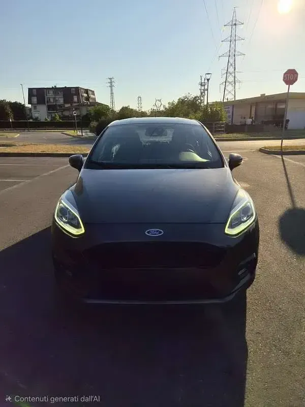 Usata Ford Fiesta ST-Line 100 CV (73 kW) 2020 Grigio Utilitaria