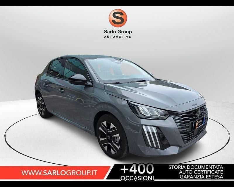 Usata Peugeot 208 Allure 101 CV (74 kW) 2025 Grigio Utilitaria