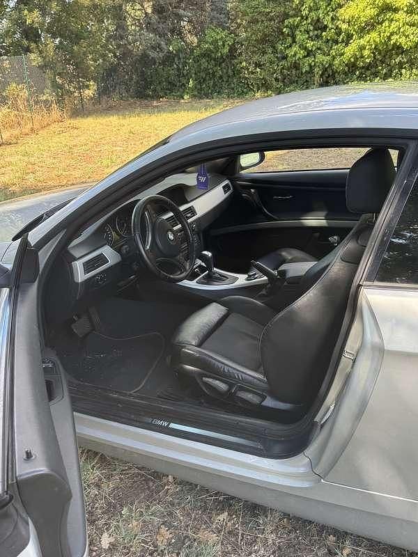 Usata BMW 320 177 CV (130 kW) 2007 Coupé