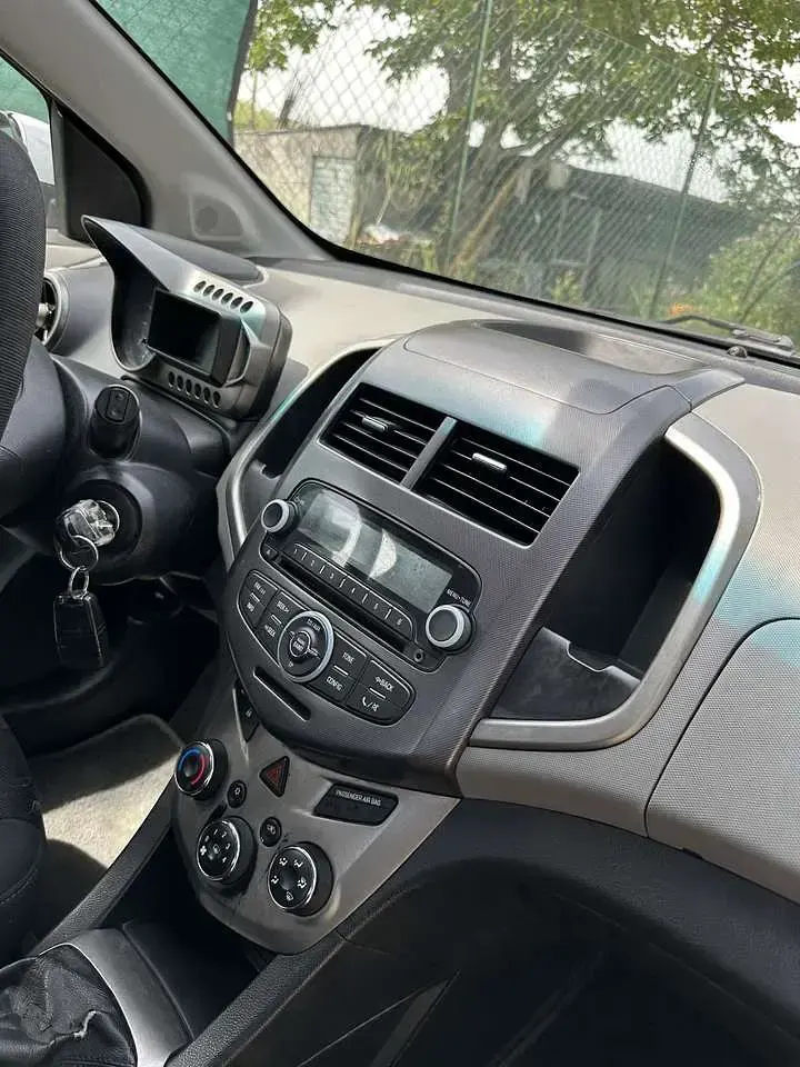 Usata Chevrolet Aveo LS 86 CV (63 kW) 2012 Other Berlina