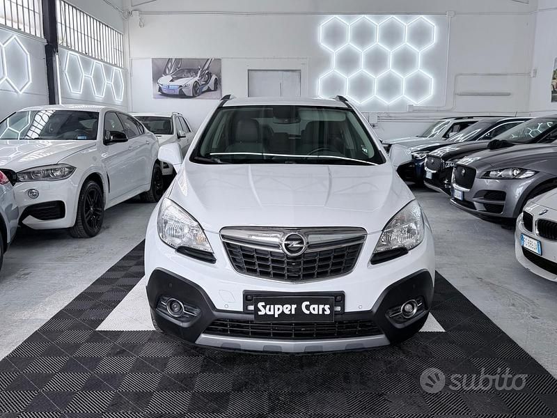 Usata Opel Mokka Cosmo 131 CV (96 kW) 2015 Bianco SUV