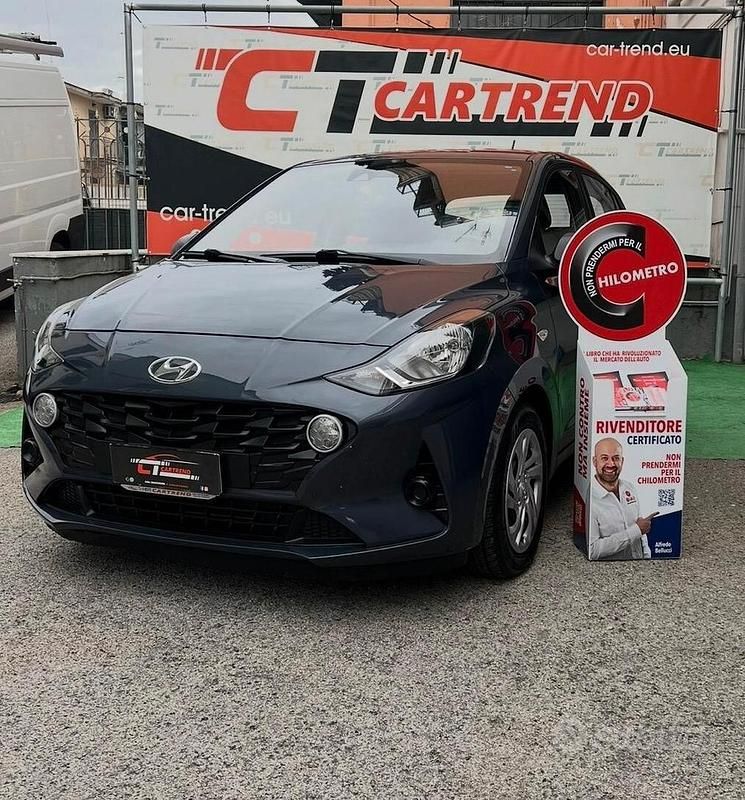 Usata Hyundai i10 Advanced 66 CV (48 kW) 2022 Grigio Utilitaria