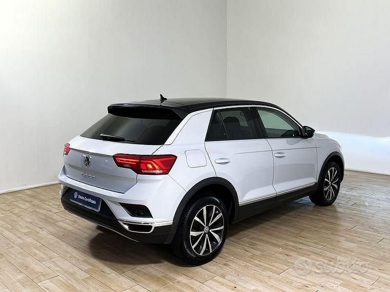 Usata VW T-Roc Style 116 CV (85 kW) 2018 White silver SUV