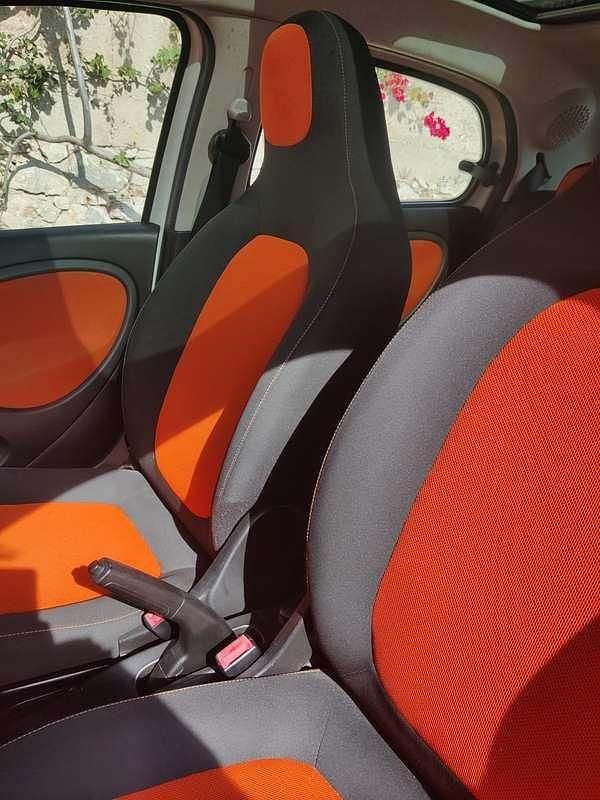 Usata Smart ForFour Passion 71 CV (52 kW) 2015 Bianco Utilitaria