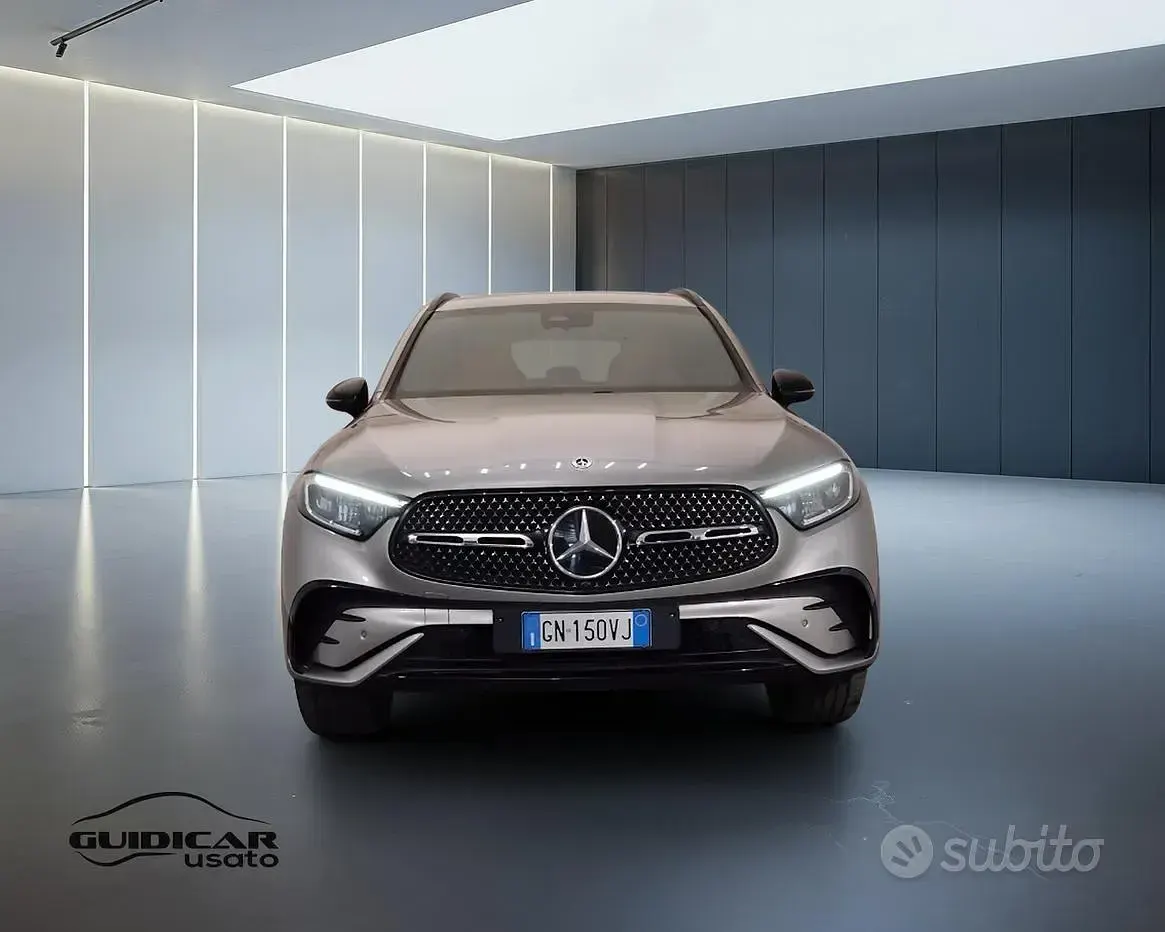 Usata Mercedes GLC300de Advanced 197 CV (144 kW) 2023 Grigio SUV
