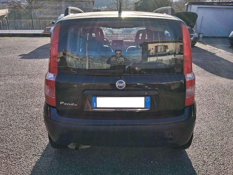 Begagnad Fiat Panda Dynamic 60 HK (44 kW) 2004 Svart Halvkombi
