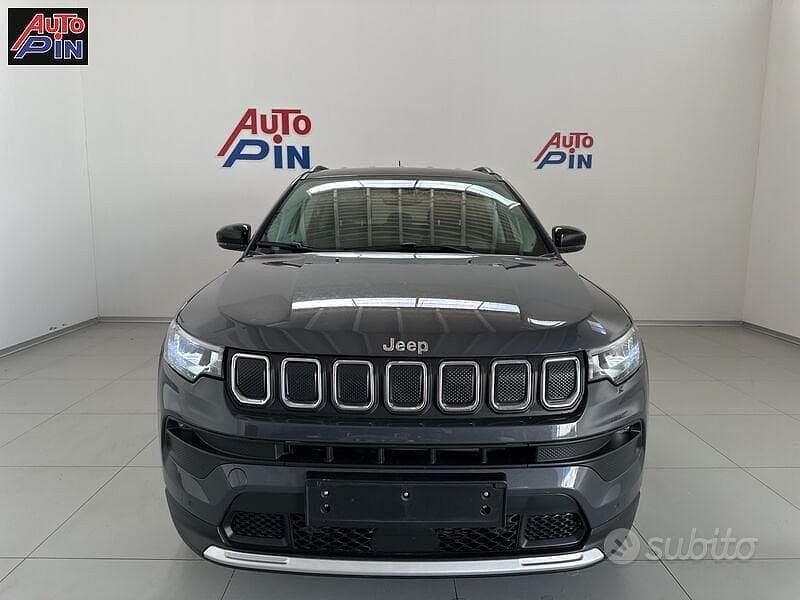 Usata Jeep Compass Limited 131 CV (96 kW) 2022 Grigio SUV