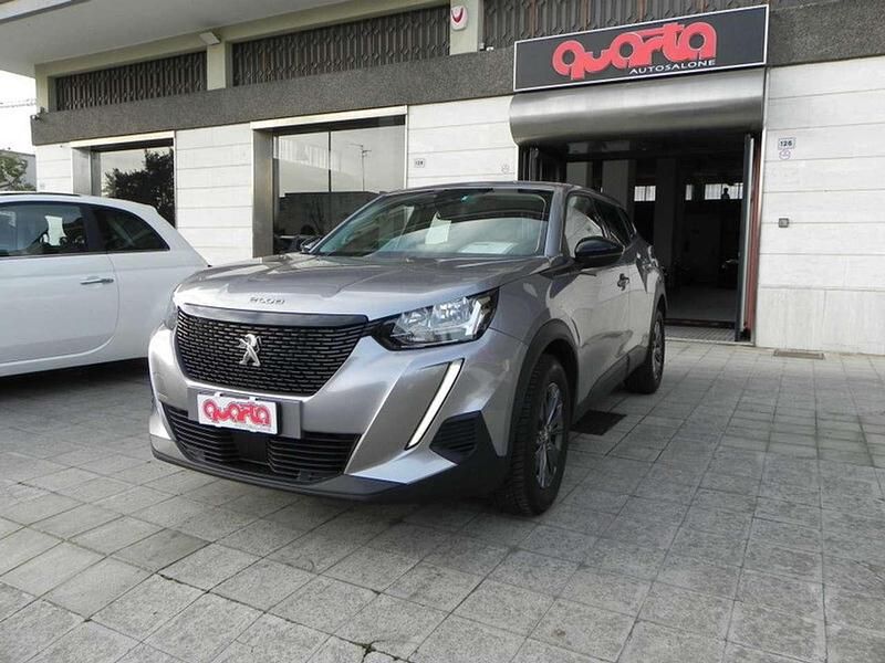 Usata Peugeot 2008 Active 110 CV (80 kW) 2022 Grigio SUV