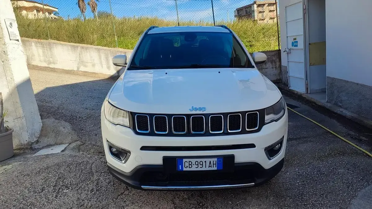Usata Jeep Compass 120 CV (88 kW) 2020 Nero SUV