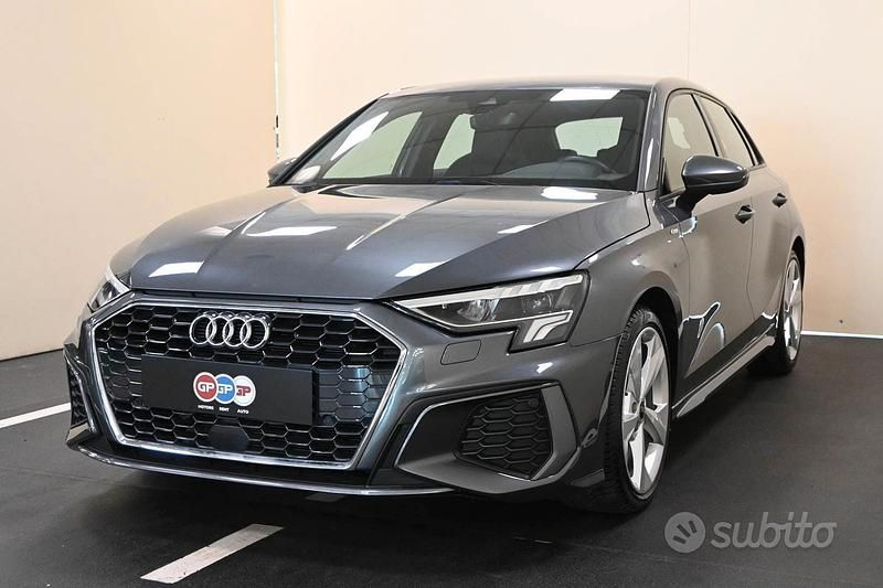 Usata Audi A3 Ambiente 149 CV (109 kW) 2024 Grigio Berlina